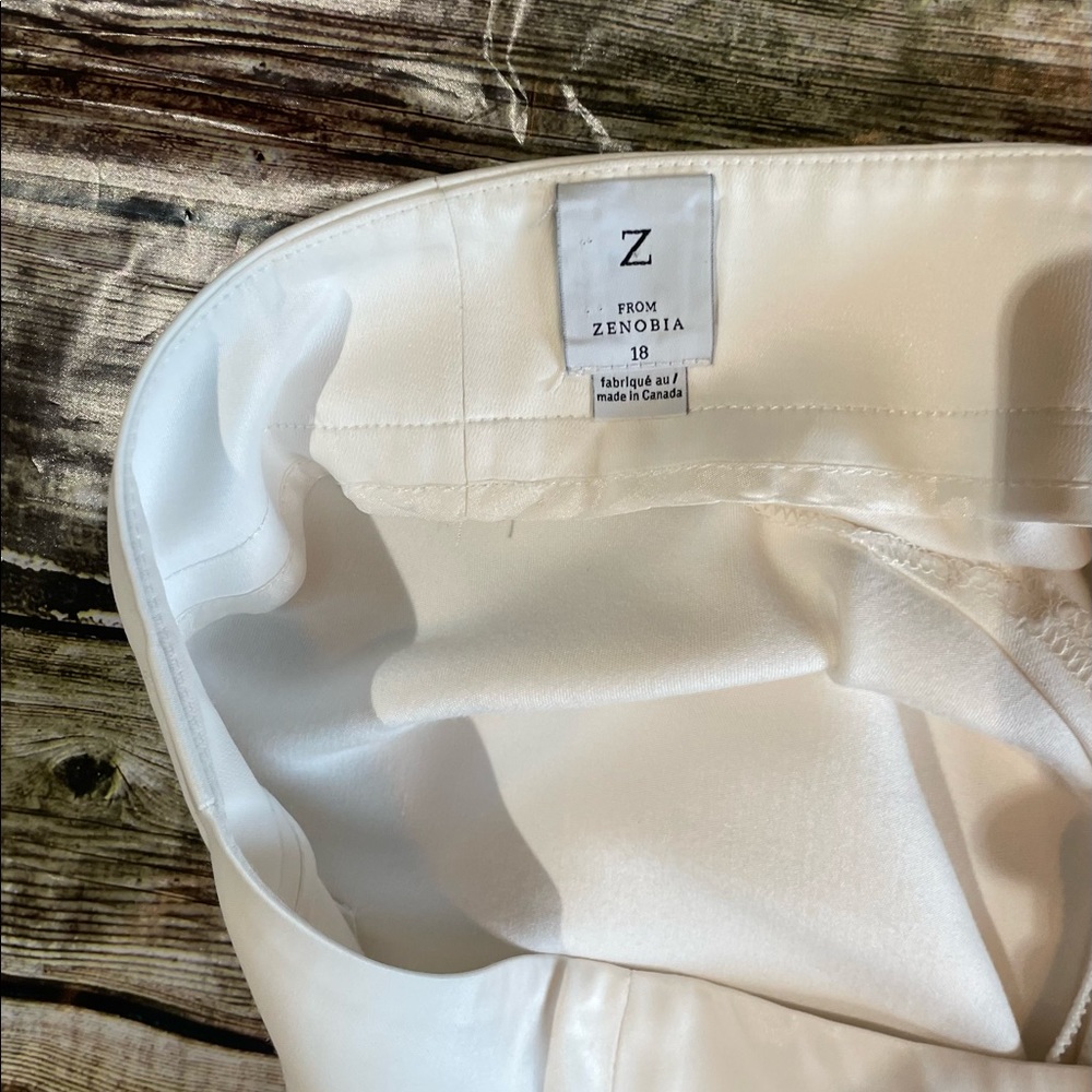 White slacks from Zenobia size 18